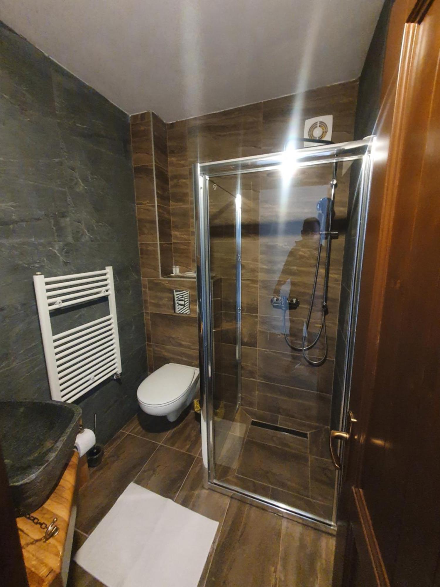 Pensiunea Transilvania コバスナ 部屋 写真